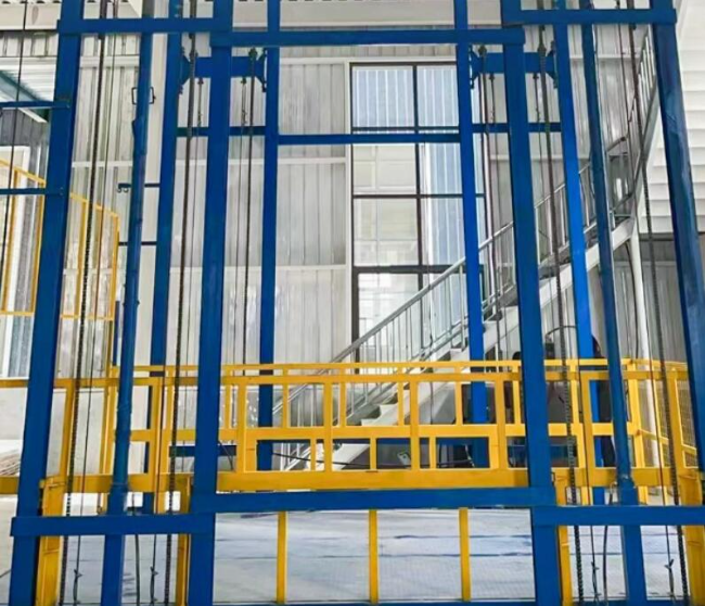 班戈升降货梯载重范围在多少