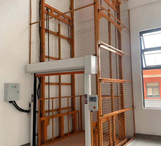 班戈升降货梯是特种设备码